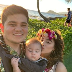 Meet your Posher, Alexis